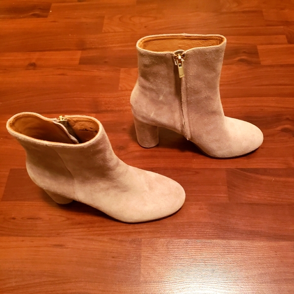 Joie Creme Suede Round Toe Boots Size 8.5 New - Picture 1 of 6